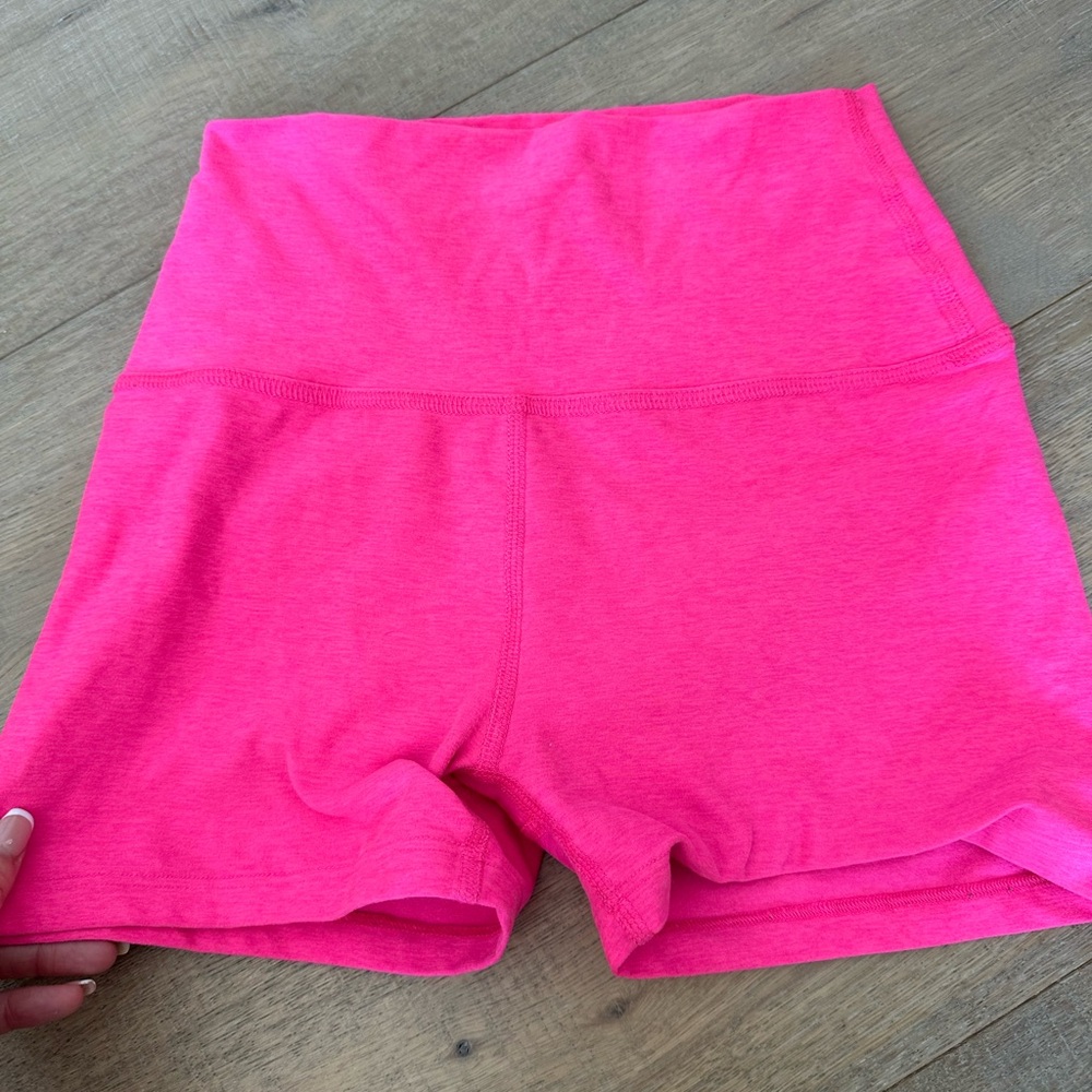 BEYOND YOGA SHORTS